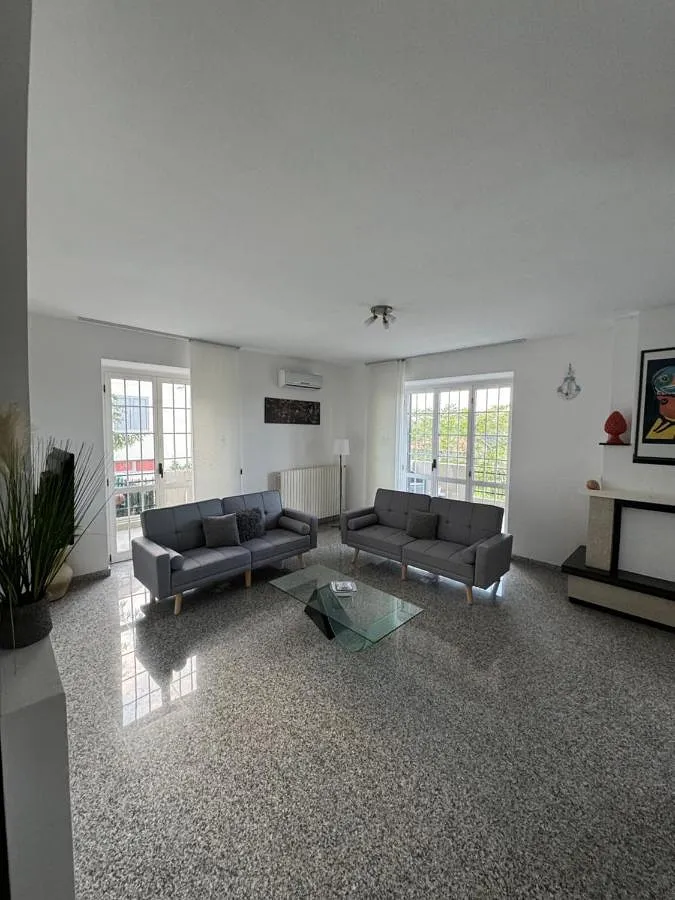 Appartamento vacanze per 12 persone, con giardino e panorama, con animali domestici - 1