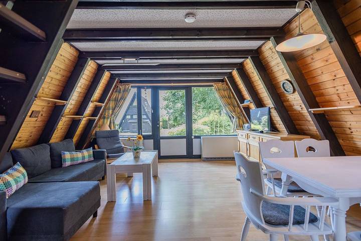 Ferienhaus für 4 Personen, mit Seeblick und Terrasse sowie Garten in Obersee (Bodensee) - 2