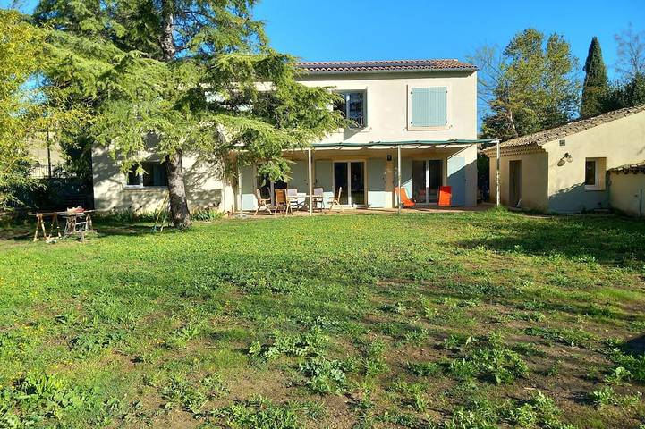 Villa für 8 Personen, mit Pool und Garten - 1