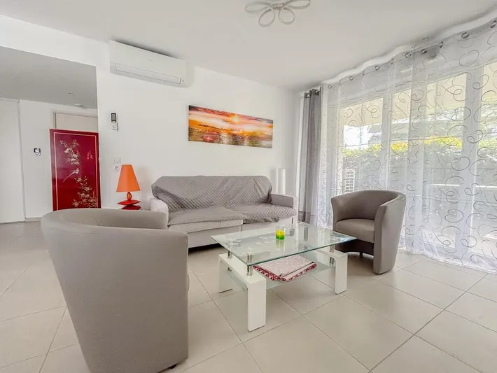 Apartamento de vacaciones para 7 personas, con jardín y piscina, Se admiten mascotas - 1