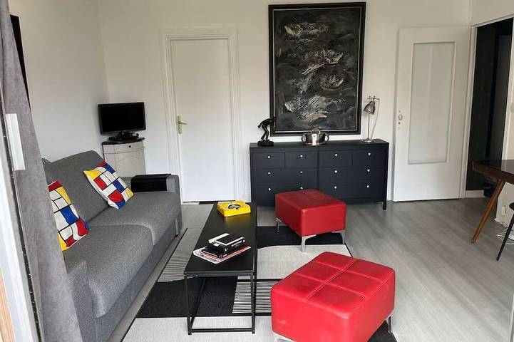 Appartement entier, Studio superbe in Puteaux, Hauts-de-Seine