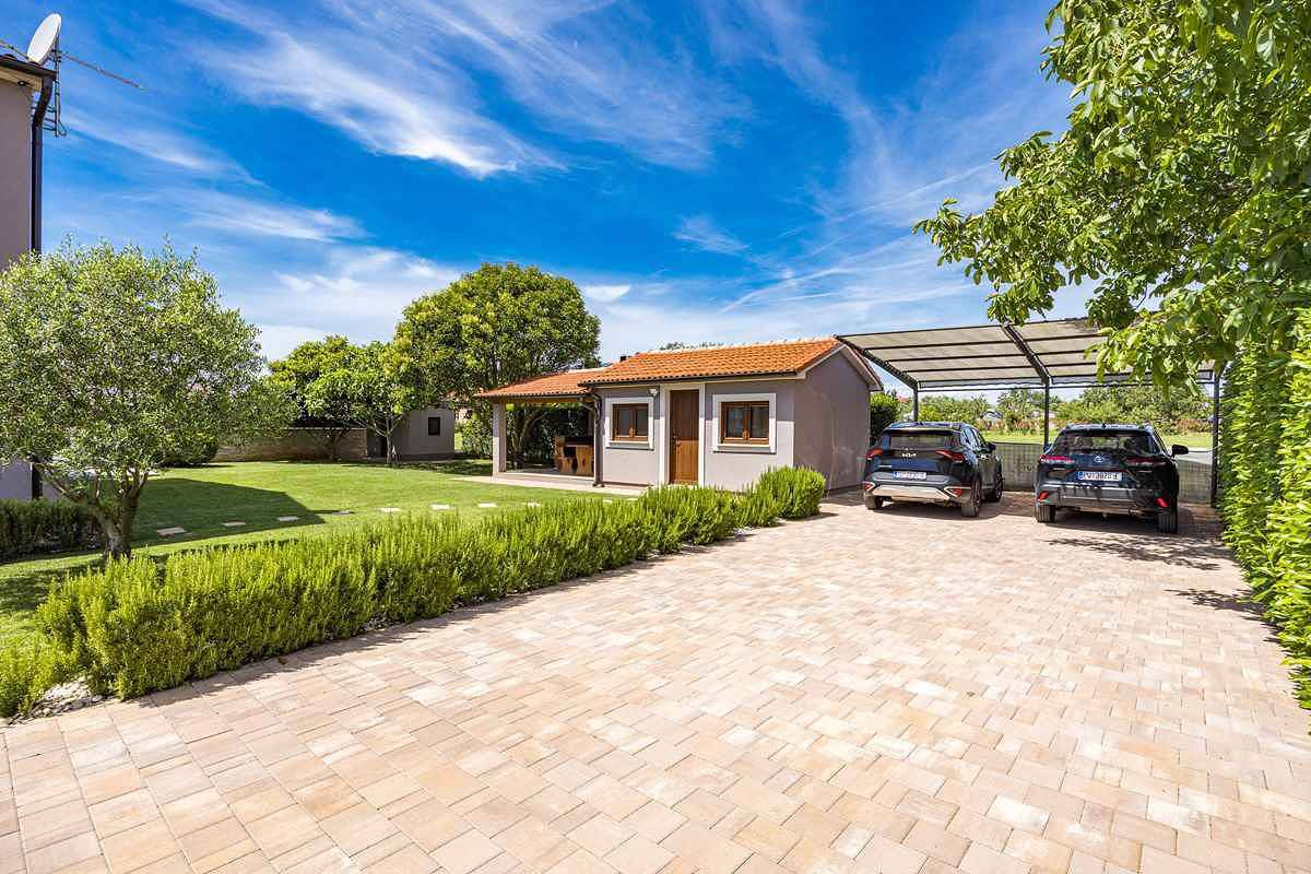 Villa mit Pool für 6 Personen  in Sisan, Südküste Istrien