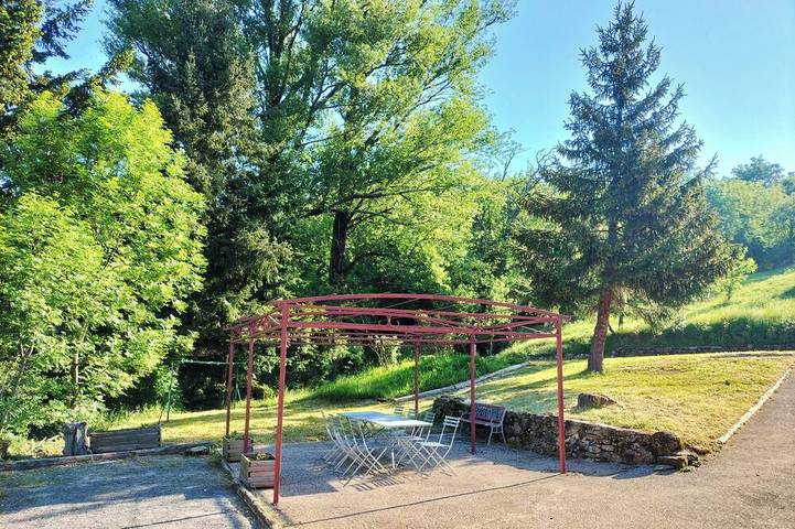 Gîte pour 6 personnes, avec jardin et piscine à Alzon - 4
