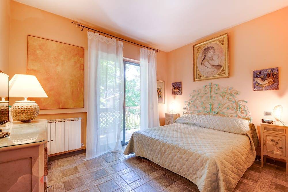 Ganze Wohnung, Elegante Wohnung im Grünen und mit großer Terrasse in Cervia, Ravenna Provinz