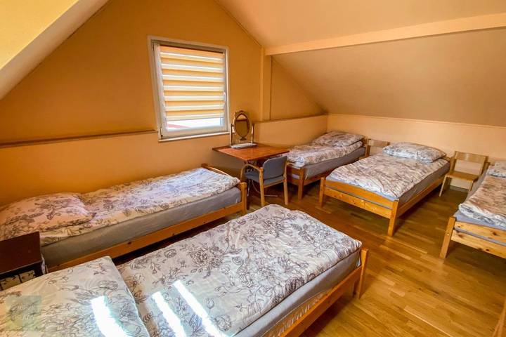 Location de vacances pour 2 personnes, avec vue ainsi que jardin et terrasse, animaux acceptés dans Wysoczany - 3