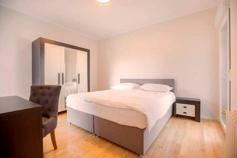 Geheel appartement, Vakantieappartement voor 8 personen met uitzicht in Zagreb, Zagreb en omgeving