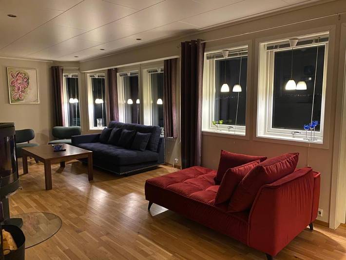 Ferienhaus für 9 Personen, mit Garten und Ausblick sowie Sauna in Alta