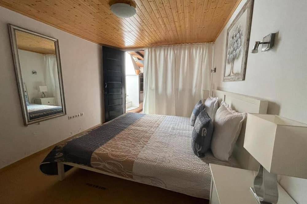 Villa Sol with three bedrooms in the naturist village of Charco del Palo, Lanzarote in Charco del Palo, Haría