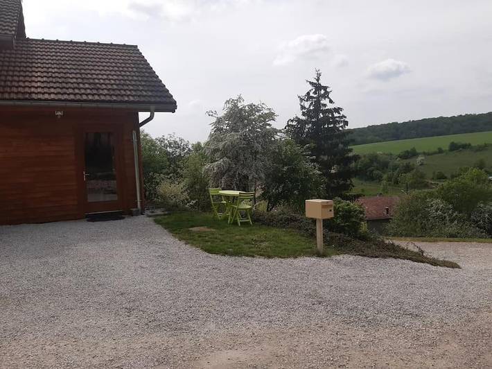 Maison de campagne pour 3 personnes, avec terrasse ainsi que jardin et vue dans Seuzey - 2