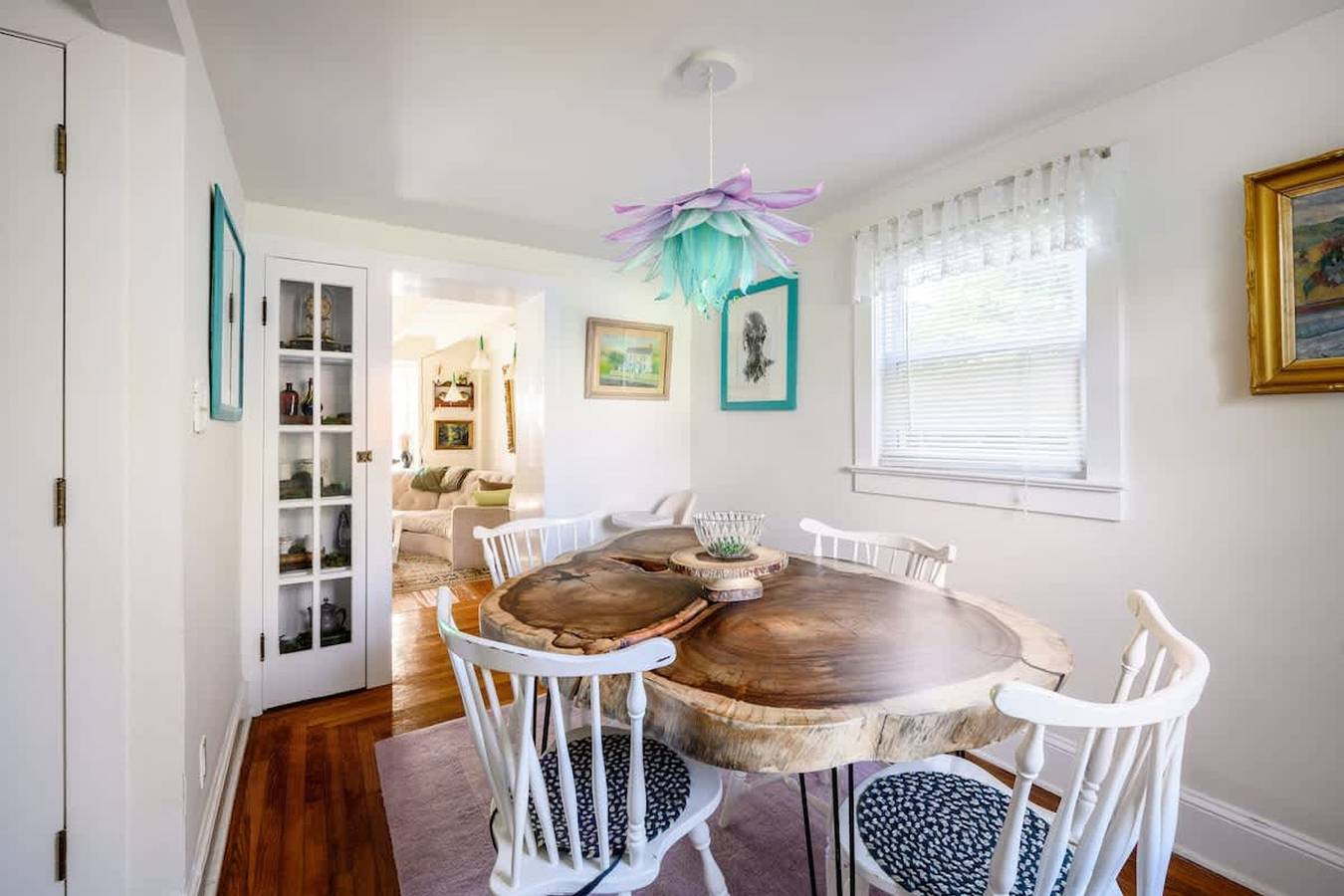 Charming Whimsical Historic River Home in Municipio de Hopewell, Condado de Mercer