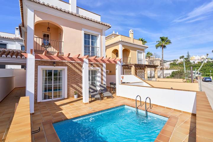 Villa voor 6 personen, met balkon in Verstedelijking Tropicana