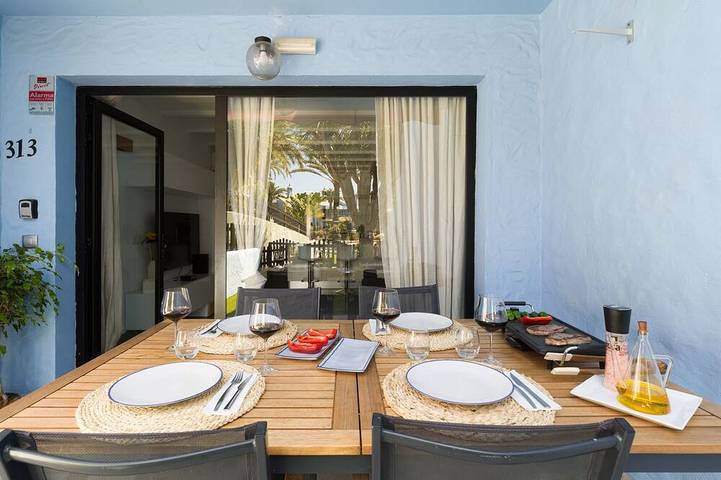 Ferienhaus für 7 Personen, mit Pool in Playa del Águila