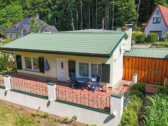 Ferienhaus für 4 Personen, mit Terrasse und Garten in Sellin - 2