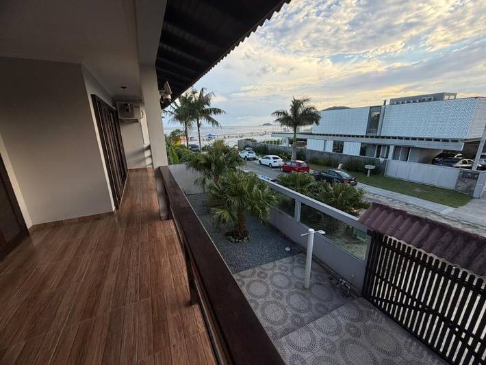 Holiday home for 12 people, with terrace and view as well as pool, with pets - 1