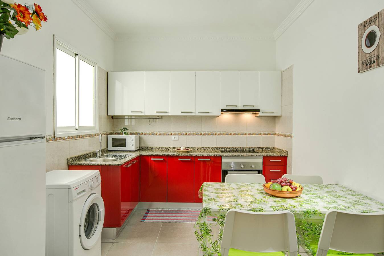 Appartement entier, Appartement "2A Francesca" près de la mer avec Wi-Fi et ventilateurs in Vecindario, Santa Lucía de Tirajana