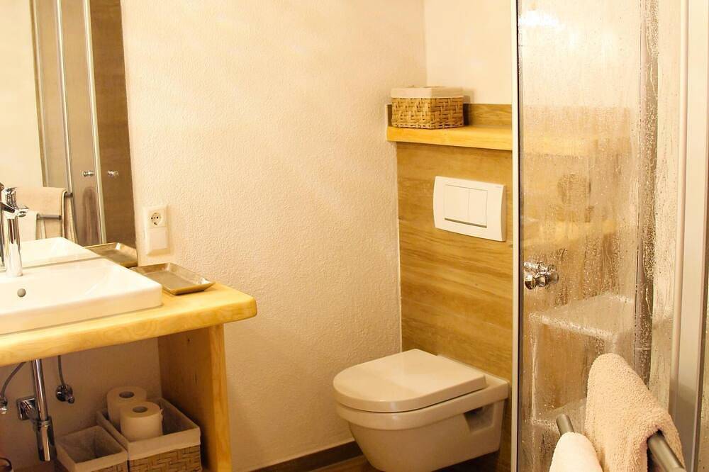 Apartamento inteiro, Apartamento com 2 quartos e fantásticas vistas panorâmicas in Arnbruck, Baviera Oriental