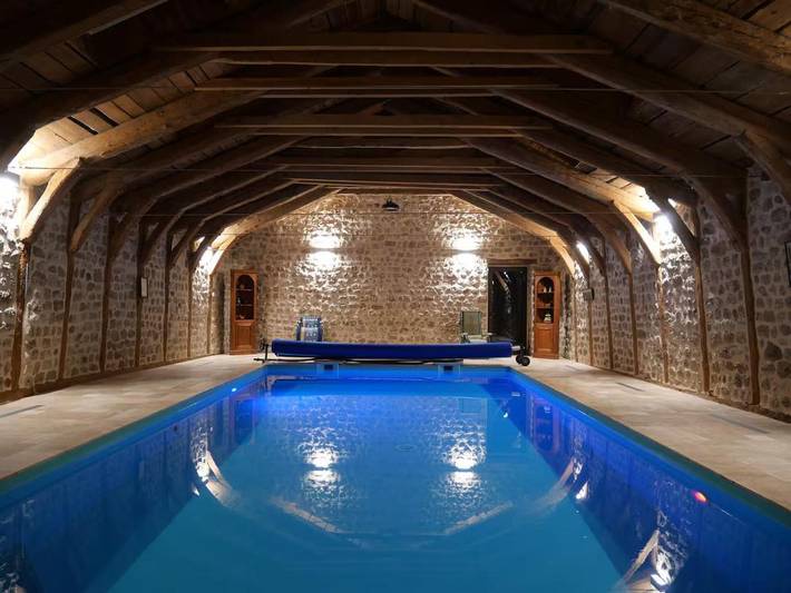 Gîte pour 2 personnes, avec piscine et jardin à Montregard - 2