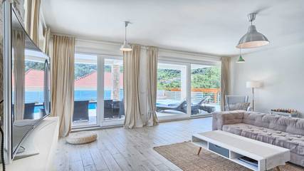 Villa for 10 People in Pitve, Hvar, Photo 3