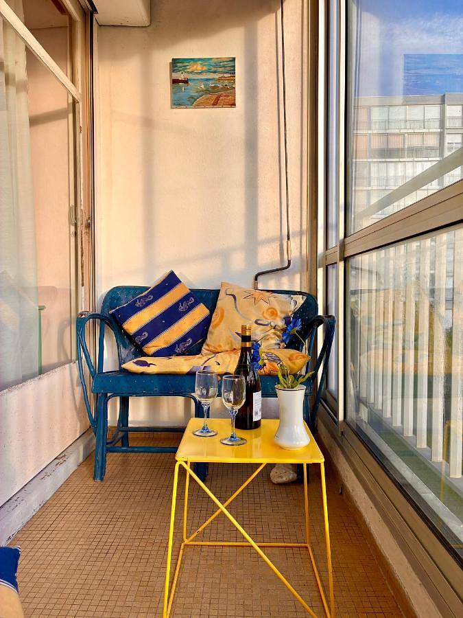 Gîte pour 4 personnes, avec balcon dans Plage de Vallières - 3