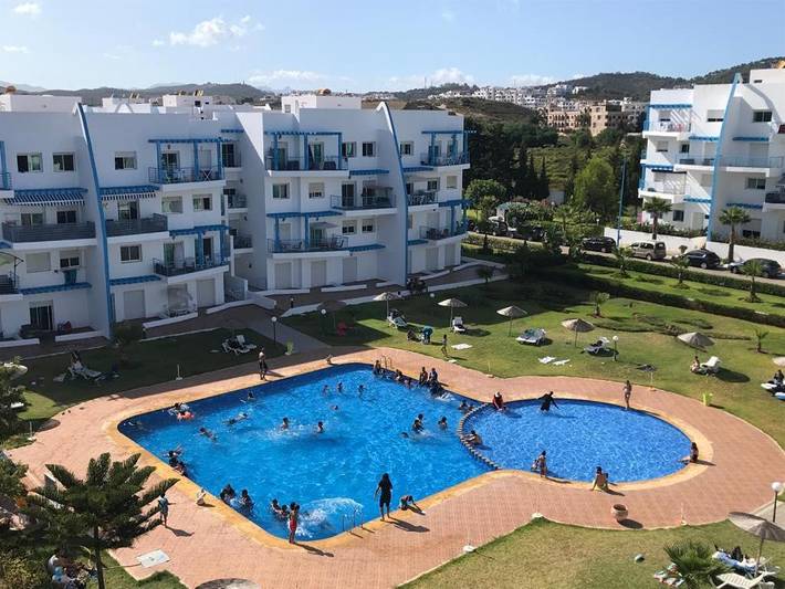 Apartamento de vacaciones para 5 personas, con jardín además de vistas y piscina - 1
