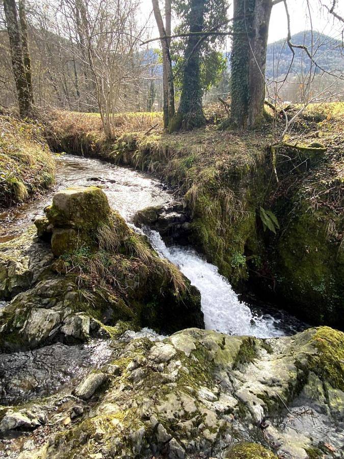 Gîte pour 7 personnes, avec balcon à Massat - 2