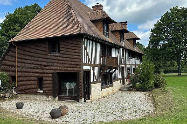 Location de vacances pour 10 personnes, avec balcon et jardin à Saint-Germain-de-Livet - 4