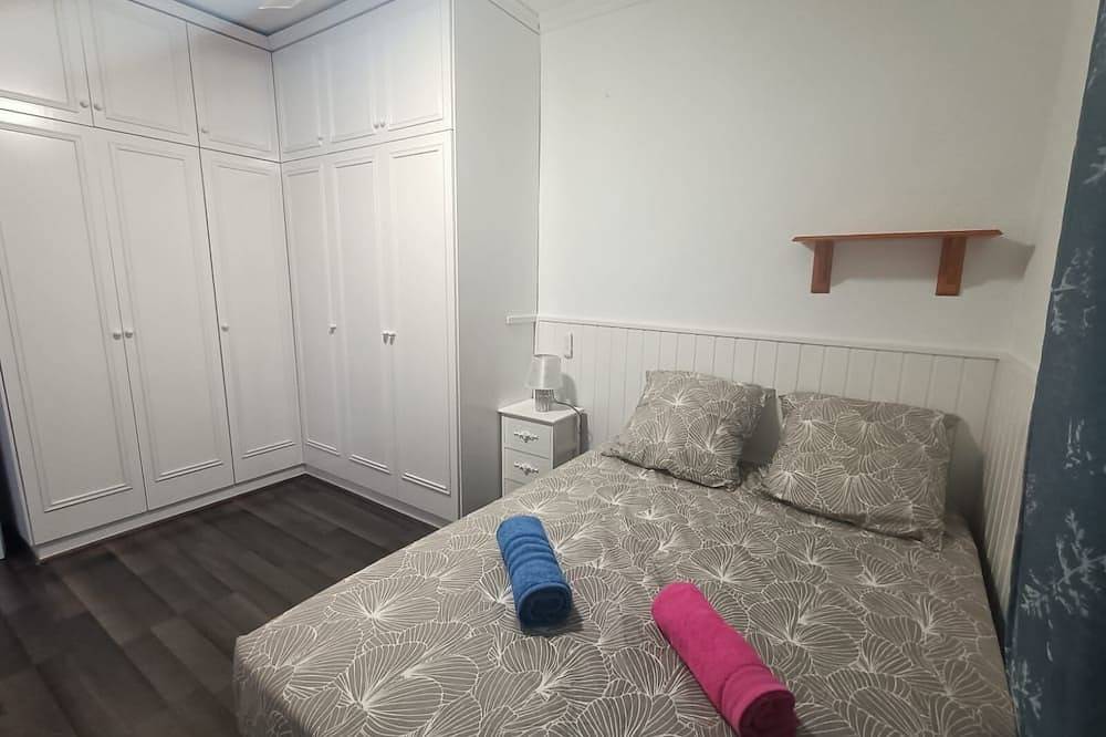 Entire apartment, Appartement Spacieux , 600m de la Plage Situation Centre Villa à Coté Tramway in Playa Carrer La Mar, el Campello