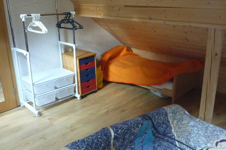 Location de vacances pour 3 personnes, avec sauna ainsi que terrasse et jardin, animaux acceptés à Klingenthal - 4