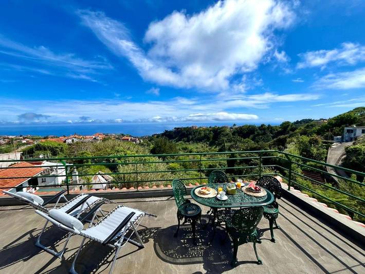 Apartamento para 5 personas, con Balcón y Terraza además de Jardín y Vistas en Santana