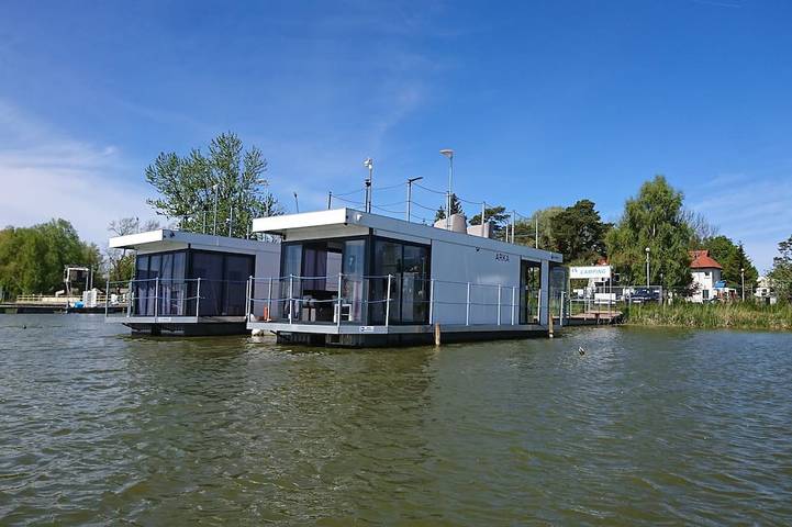 Hausboot für 4 Personen, mit Balkon und Sauna sowie Whirlpool, mit Haustier in Polen