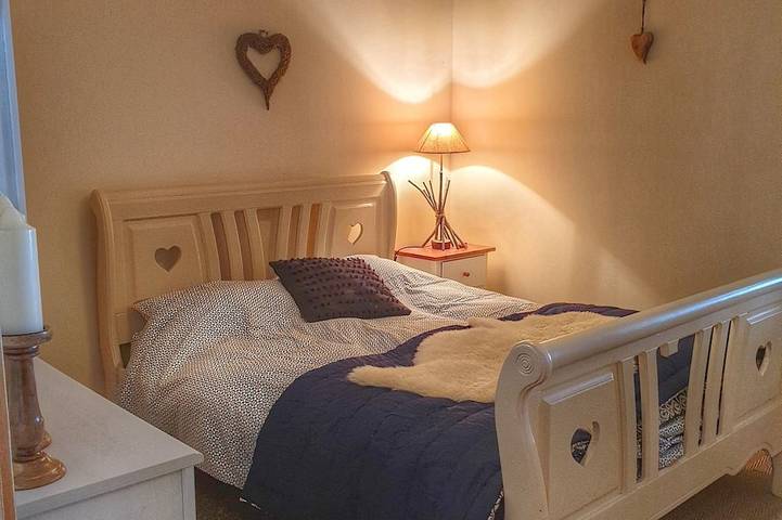 Gîte pour 10 personnes, avec terrasse et jardin, animaux acceptés dans Glières-Val-de-Borne - 4