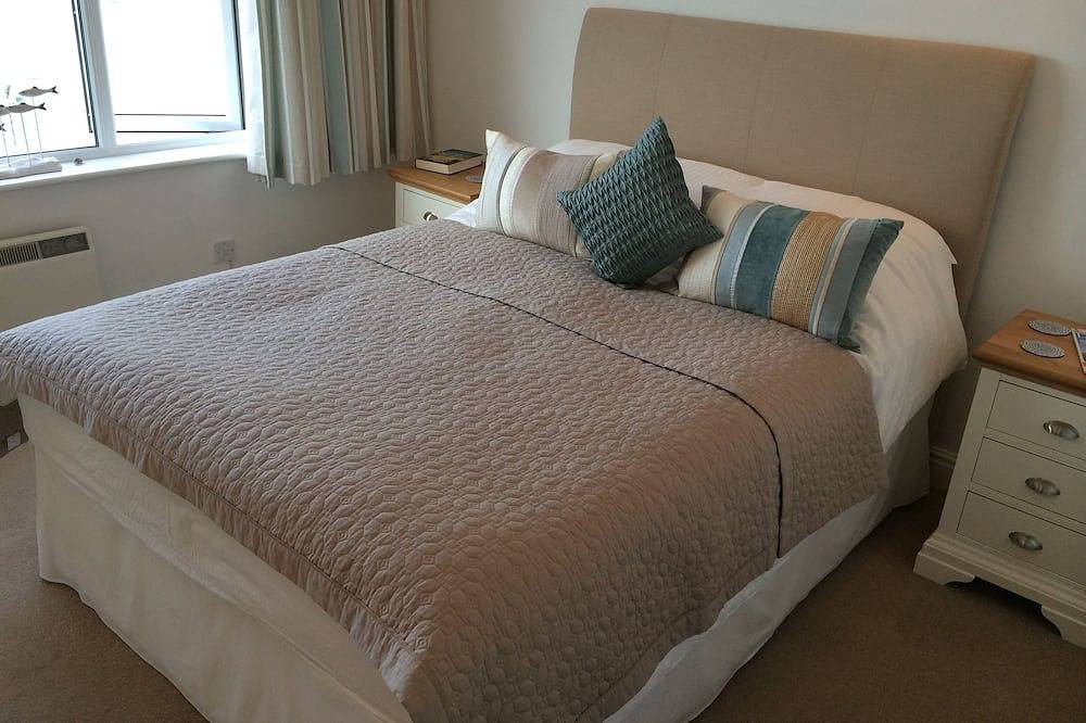 Entire apartment, Luxury Apartment, Magnificent Sea Views, Private Access to Beach, Bigbury-on-Sea in Bigbury-on-Sea, Bigbury on Sea