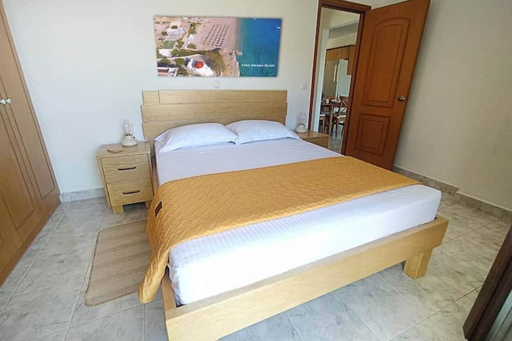 Ganze Wohnung, Zoe's House w/ Panoramic View 2 Br Ac 5min Walk Dt in Karpathos