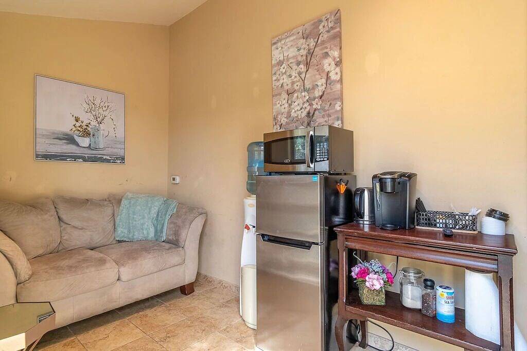 Private Cottage near Monterey & Carmel + Patio in Monterey County