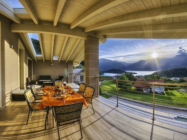 Ferienhaus für 6 Personen, mit Balkon und Garten sowie Pool