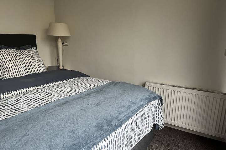Ganze Wohnung, Cute apartment  with office space nearby Amsterdam. Long term rental on request. in Bussum, Nordholland