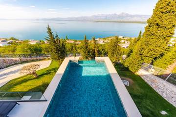 Villa für 8 Personen in Albanien, Bild 1