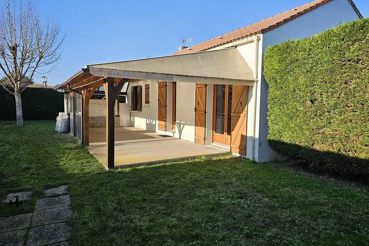 Villa für 4 Personen, mit Terrasse und Garten - 1