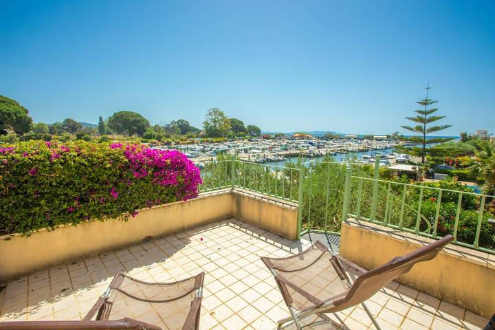 Location de vacances pour 8 personnes, avec Jardin à La Londe-les-Maures - 2