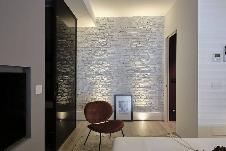 Entire apartment, Serendipity: apartment Canopo (2 beds - 2 baths) Alba center in Alba, Langhe
