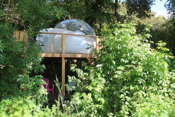 Tente pour 2 personnes, avec Jacuzzi et Terrasse ainsi que Jardin et Vue