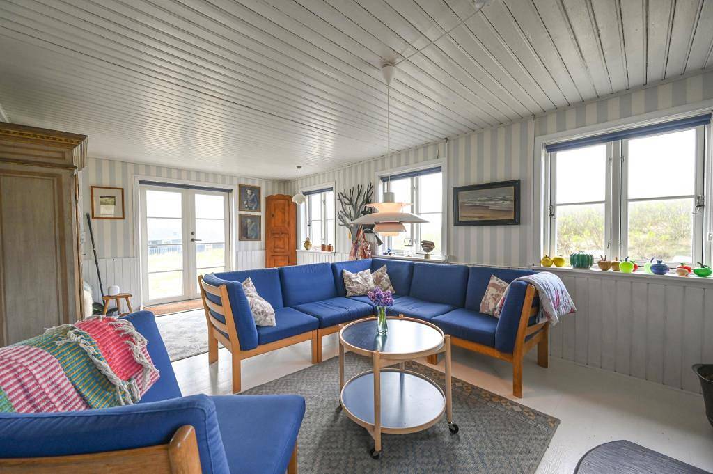 Very nice summer house with charm in a fantastic location – Only 100 metres to the beach! in Fjand, Nissumfjorden