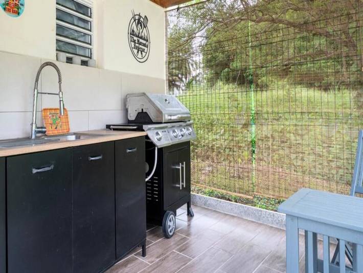 Gîte pour 10 personnes, avec jardin et piscine, adapté aux familles à Lamentin (Guadeloupe) - 4