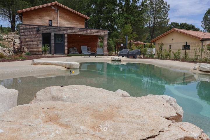 Tente pour 4 personnes, avec Terrasse et Jardin ainsi que Piscine et Vue dans Gorges de l’Ardèche - 2