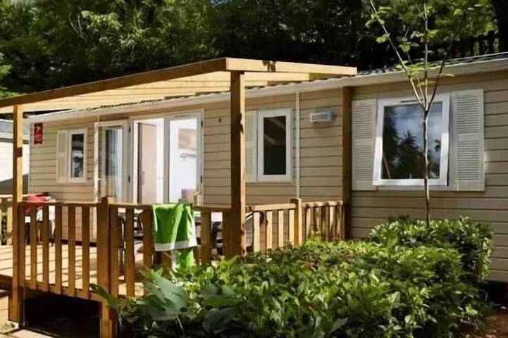 Mobil home pour 6 personnes à Saint-Mandé-sur-Brédoire