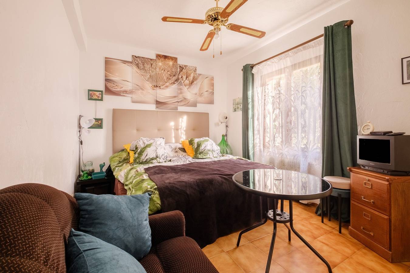 Apartamento entero, Apartamento 'Vallon Des Prés' con Terraza Privada, Jardín Compartido y Wi-Fi in Villeneuve-Loubet, Costa mediterránea (Francia)