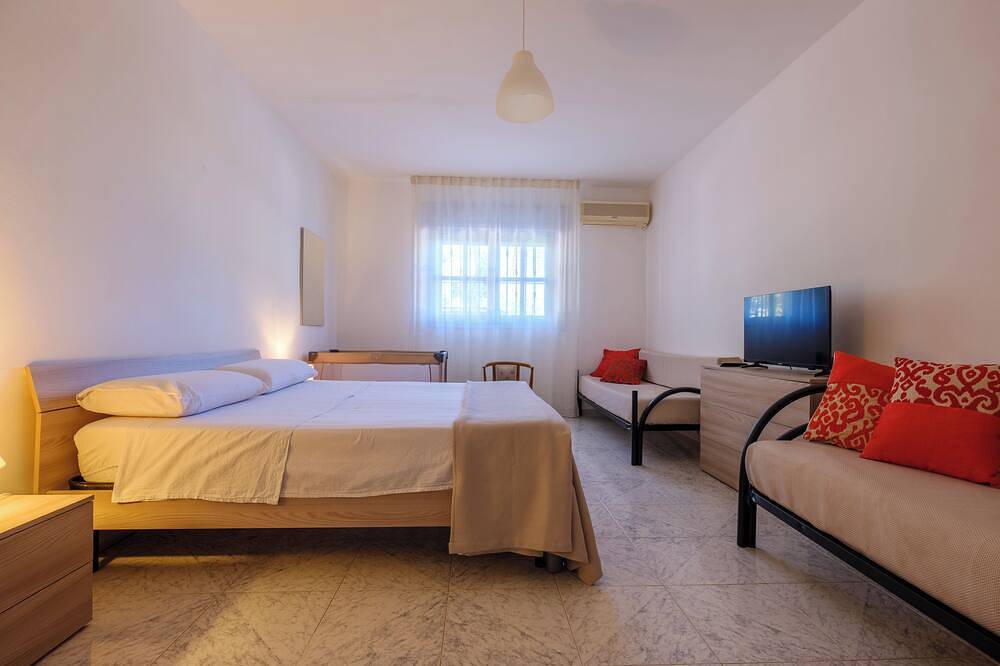 Villa in Salento - private pool-24/7 assistance in Mesagne, Salento