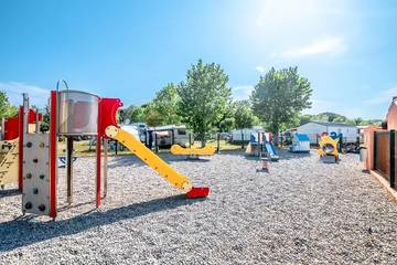 Wohnwagen für 5 Personen in Frejus, Draguignan Region, Bild 4