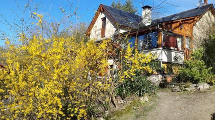 Chambre d’hôte pour 3 personnes, avec terrasse ainsi que vue et jardin, animaux acceptés à Florentin-la-Capelle