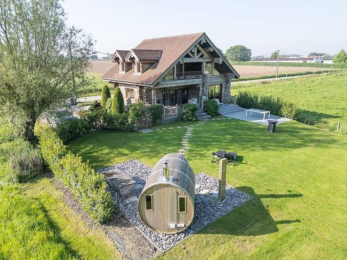 Maison pour 8 personnes, avec sauna ainsi que jardin et jacuzzi à Zottegem